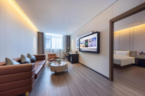 Atour Hotel Guangzhou Panyu Wanbo CBD Hanxi Changlong